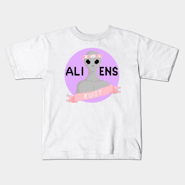 aliens believe : we are real and exist Kids T-Shirt by hot_issue